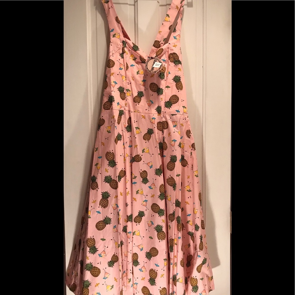 retro swing pineapple and cocktails dress. NWT